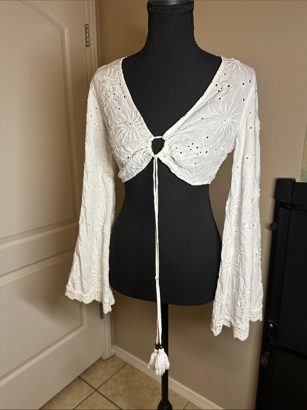 Forever 21 White Eyelet Cropped Tie-Front Bolero Jacket